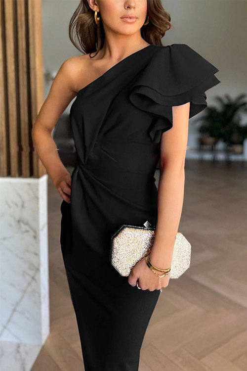 Caz - Kjole uden stropper med flæser og slids