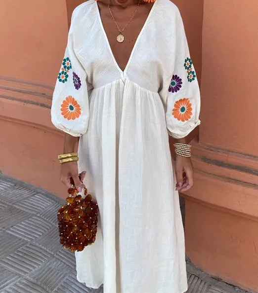 Maëlle™ | Lang Broderet Kjole