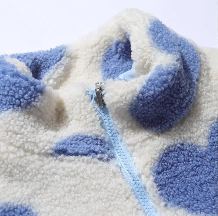 Camilla – Vendbar Jakke med Hjerte-Motiv