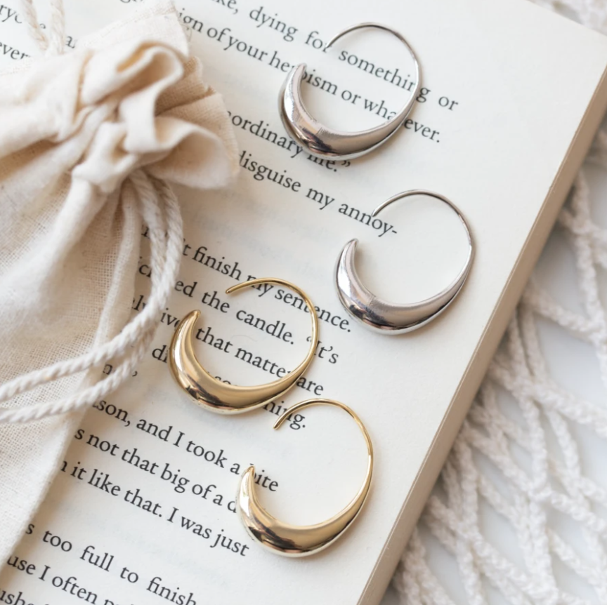 Luksuriøse Guld- og Sølvøreringe