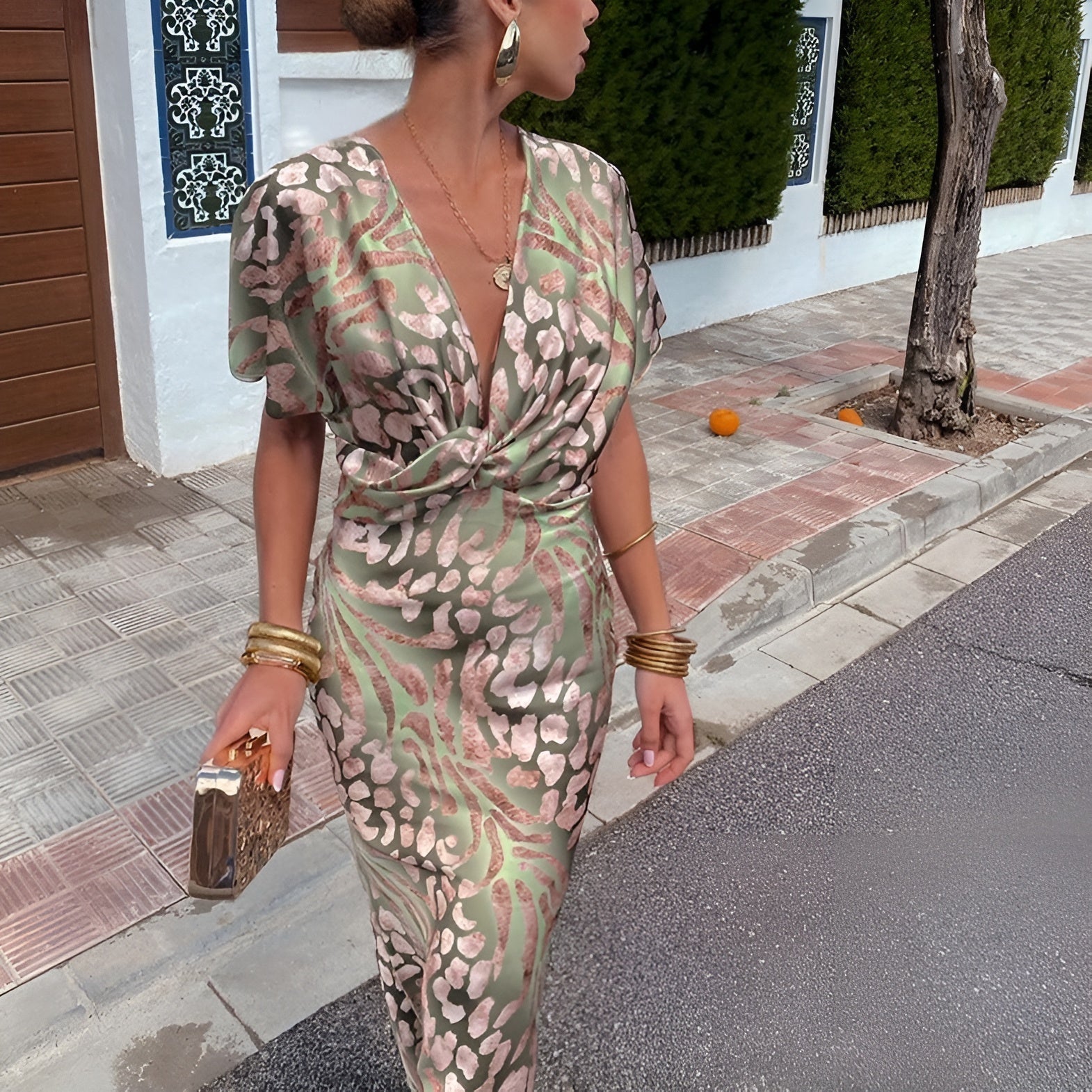 Matilda™ | Lang Kjole med Snoet Krave