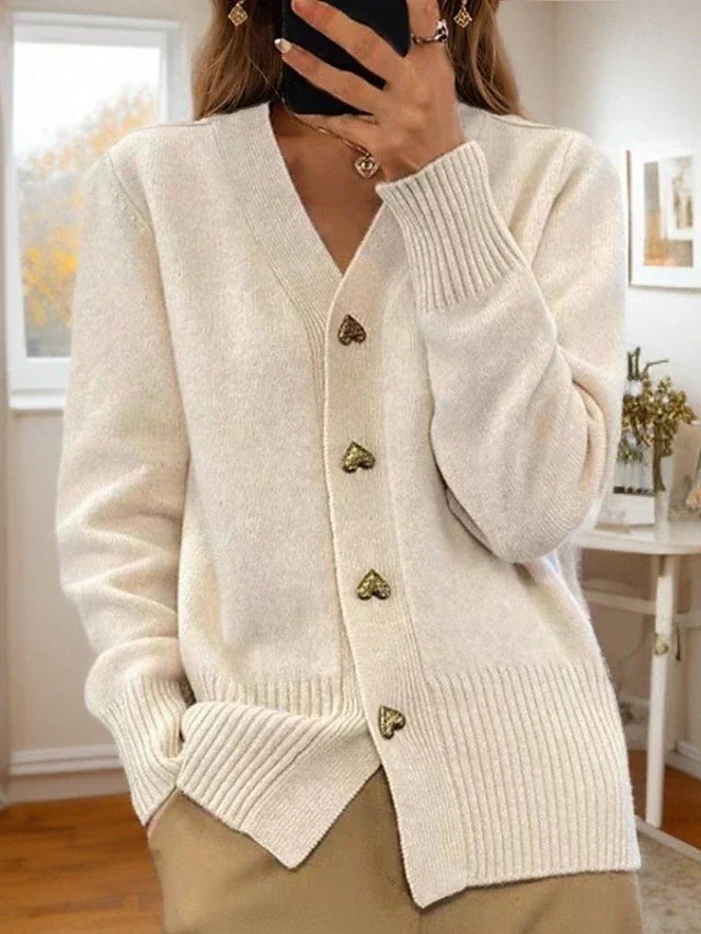 Adele | Elegant Cardigan med Hjerteformede Knapper