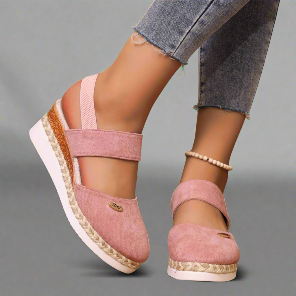 Gerneliese | Elegante ortopædiske sandaler med kilehæle