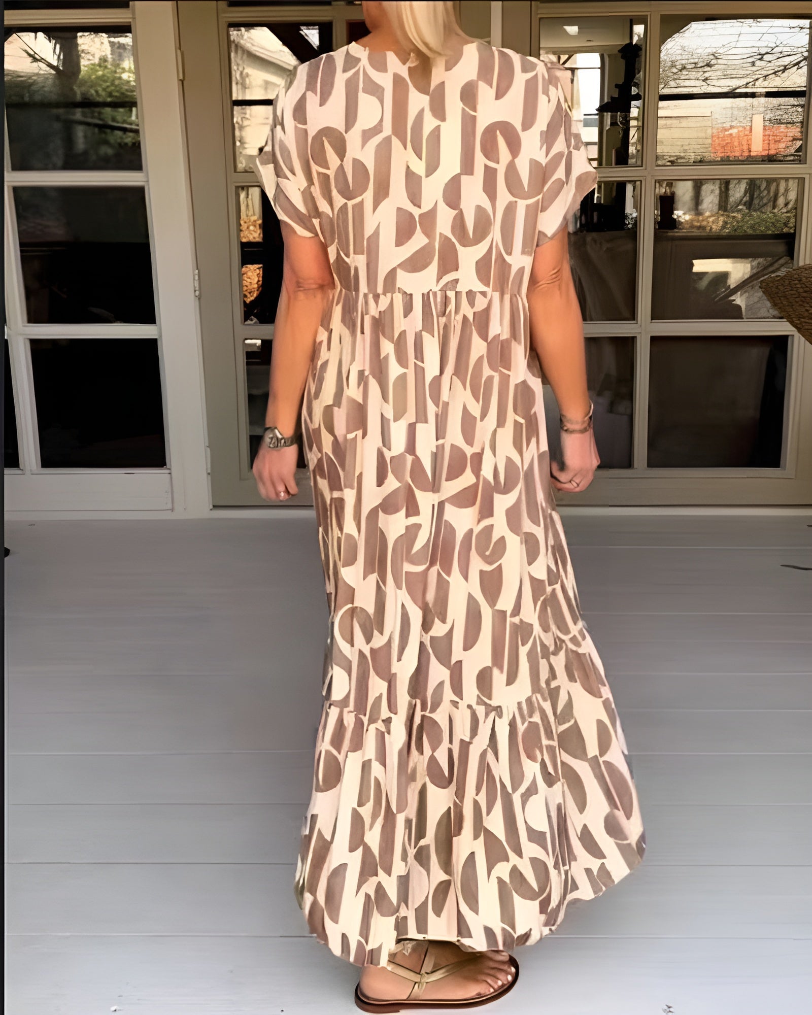 Colette | Let kjole med V-udskæring