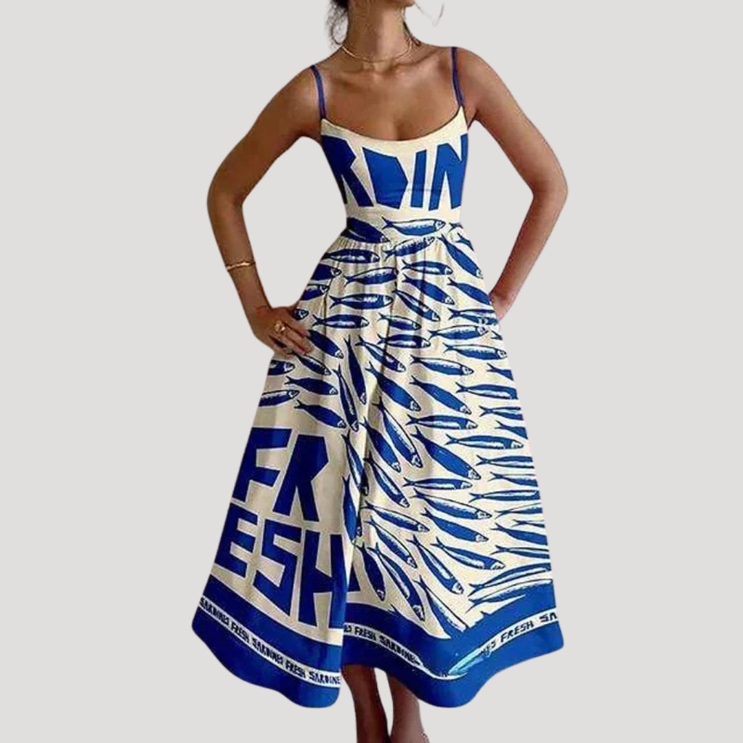 Ilana | Letnia midi kjole – ærmeløs med print til ferien