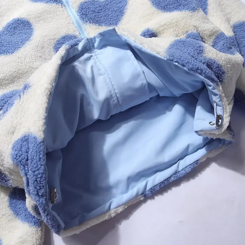 Camilla – Vendbar Jakke med Hjerte-Motiv