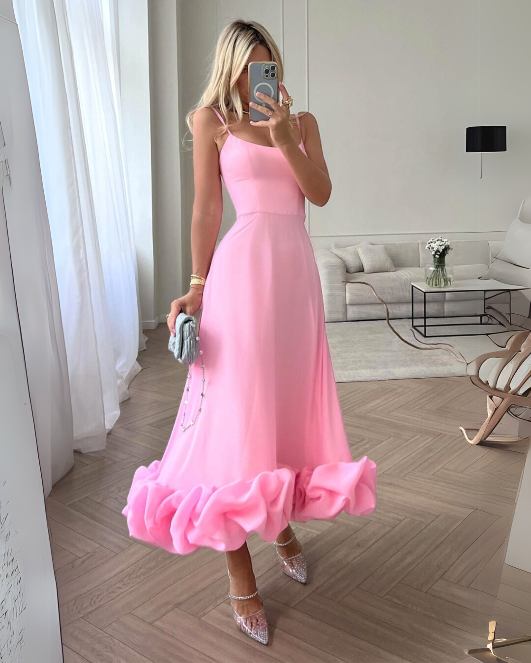 Lara | Elegant Twirl Kjole