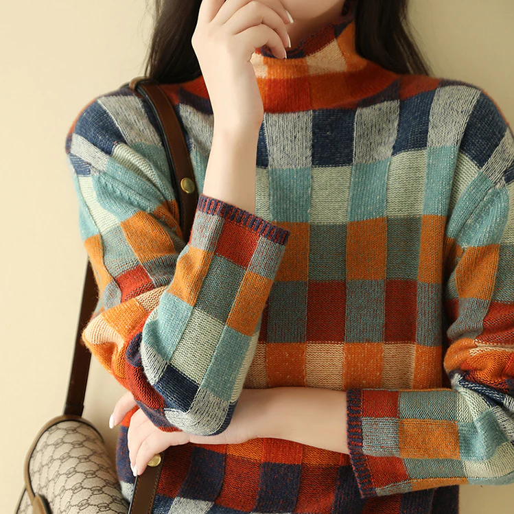 Mabel | Sweater med høj hals i patchwork stil